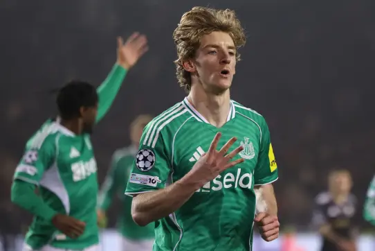 Gordon Sparks New Era For England Number 9